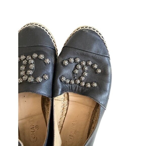 CHANEL Black Lambskin Interlocking Logo Espadrilles Flats Size 40 / US 10 - Picture 3 of 12